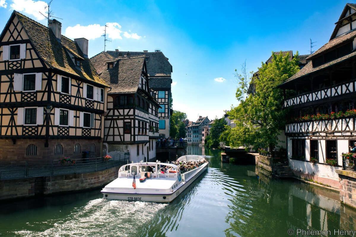 Luminous Apartment In Kehl Near Strasbourg, Conveniently Located Next To A Tram Stop With Direct Access To Strasbourg City Centre מראה חיצוני תמונה