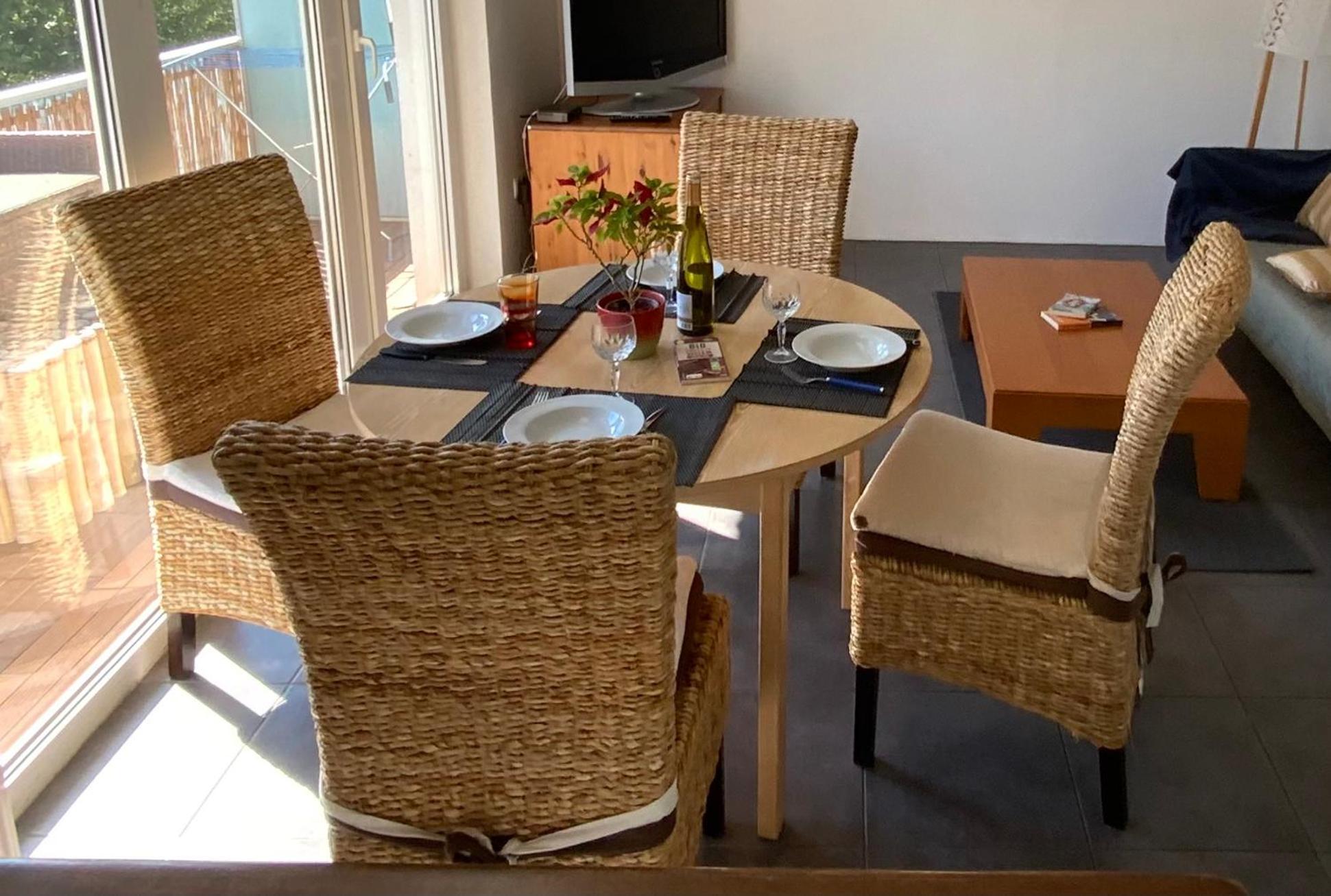 Luminous Apartment In Kehl Near Strasbourg, Conveniently Located Next To A Tram Stop With Direct Access To Strasbourg City Centre מראה חיצוני תמונה